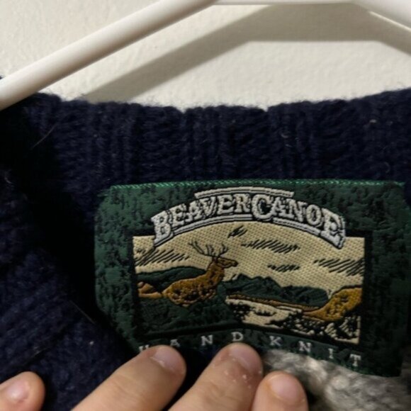 Vintage Beaver Canoe Hand Kit Sweater - Picture 2 of 4